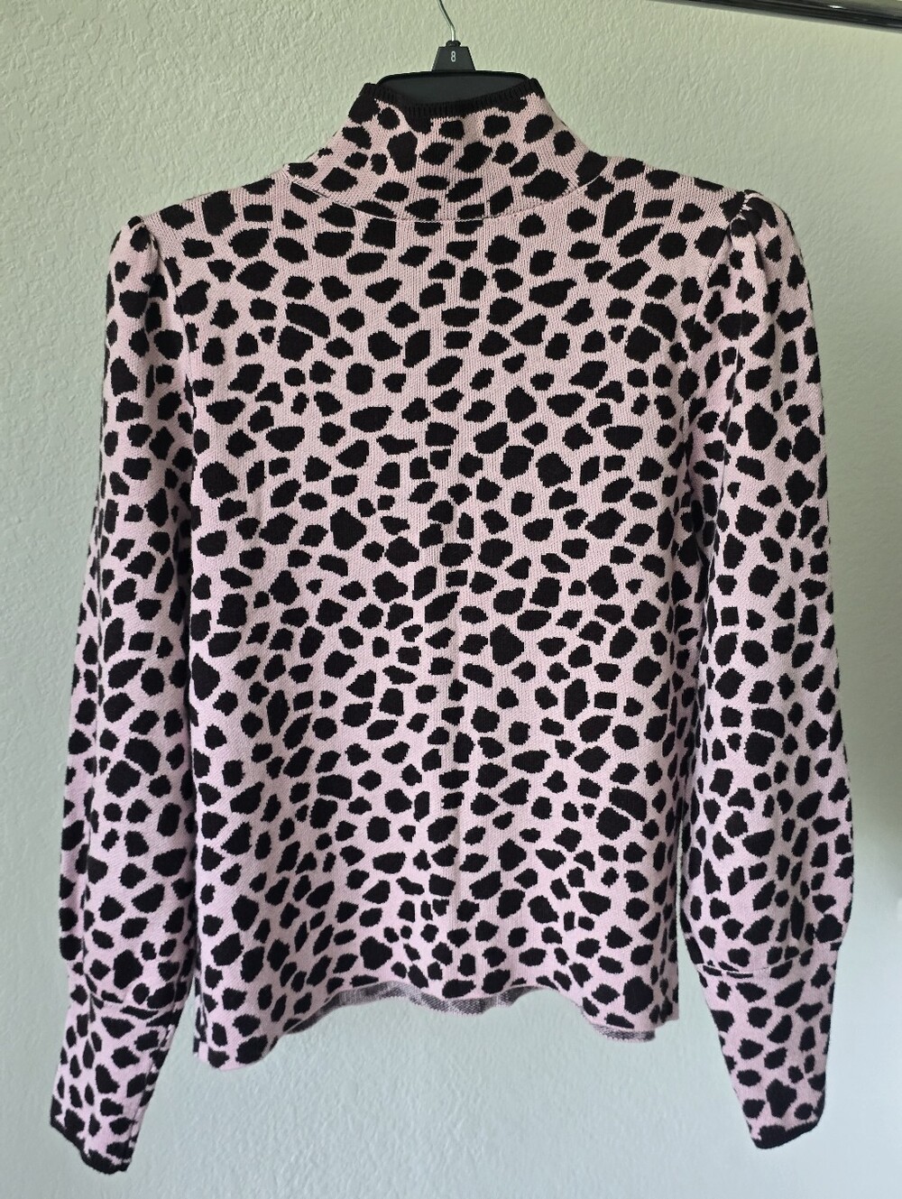 Ann Taylor Pink Black Animal Print Turtleneck Sweater Medium Puff Sleeve Knit - Picture 8 of 9